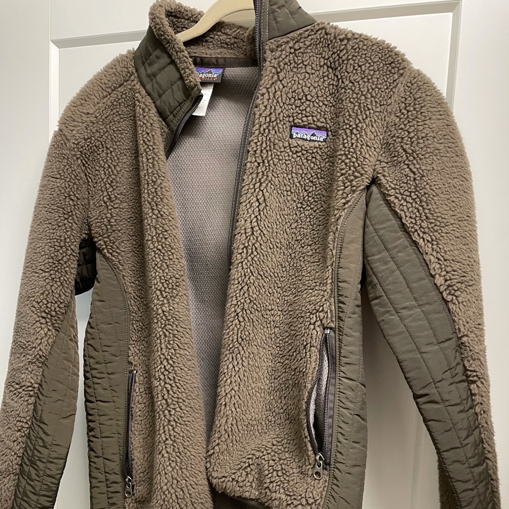 Patagonia Teddy Jacket in Brown and Olive